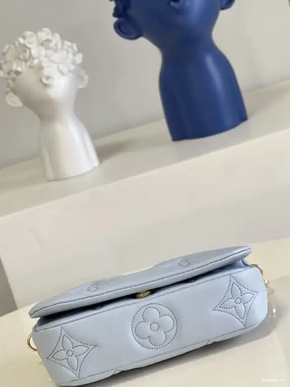 Cheap STRAP BUBBLEGRAM ON WALLET LOUIS VUITTON 0614
